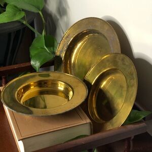 Set of 3 Vintage Brass Decorative Plates – Catch-all Trays & Candle Chargers